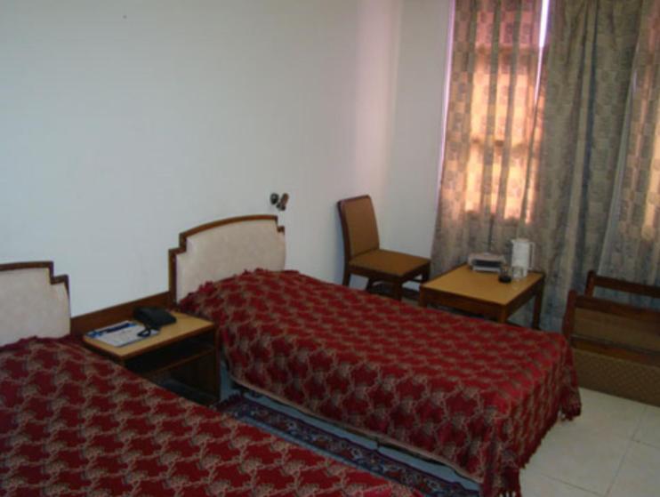 Hotel Sita Manor Gwalior Habitación foto