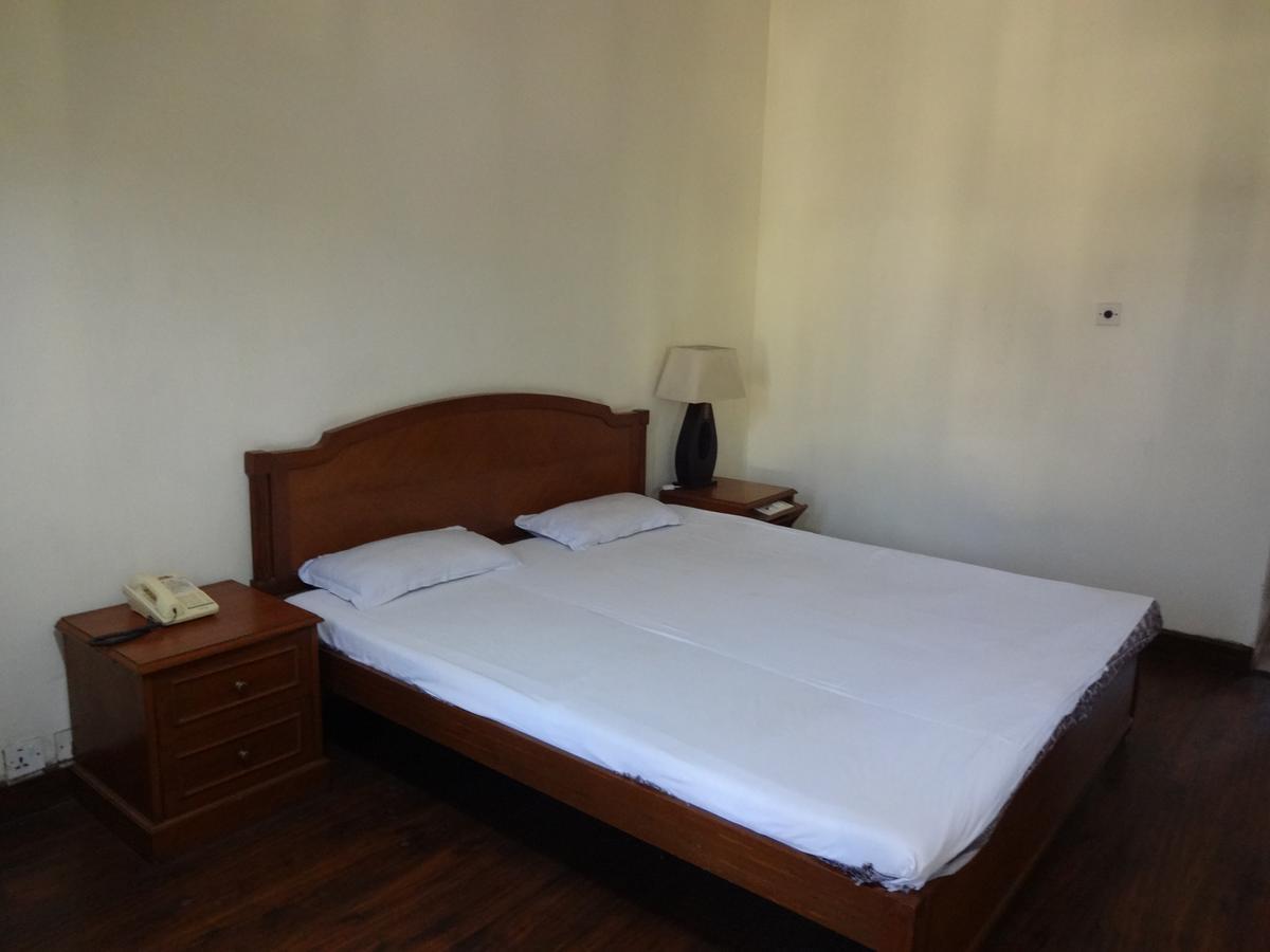 Hotel Sita Manor Gwalior Habitación foto